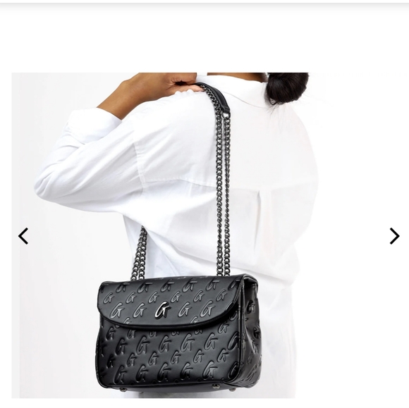 Glam-Aholic Lifestyle Medium Monogram Flap bag - Picture 4 of 6